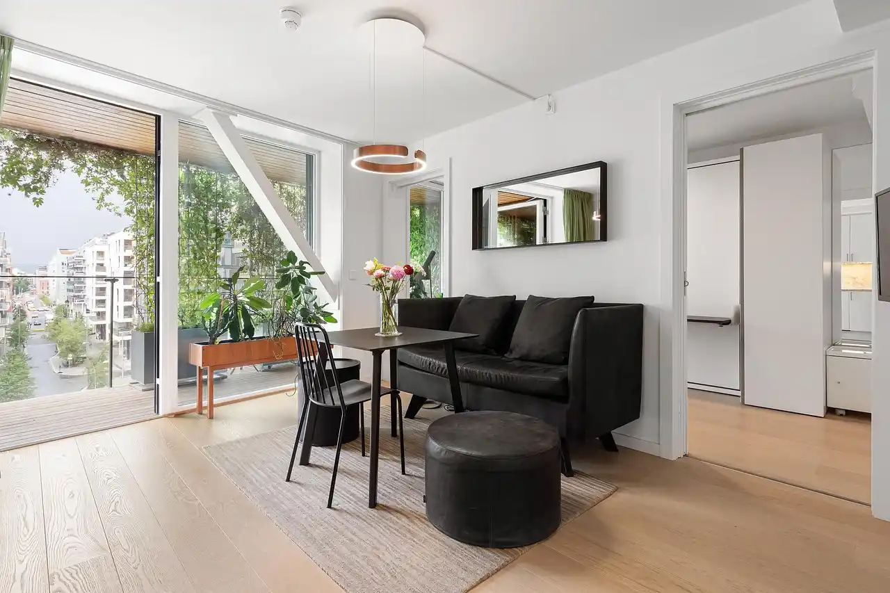 Home Window Tinting: Benefits, Types & Tips